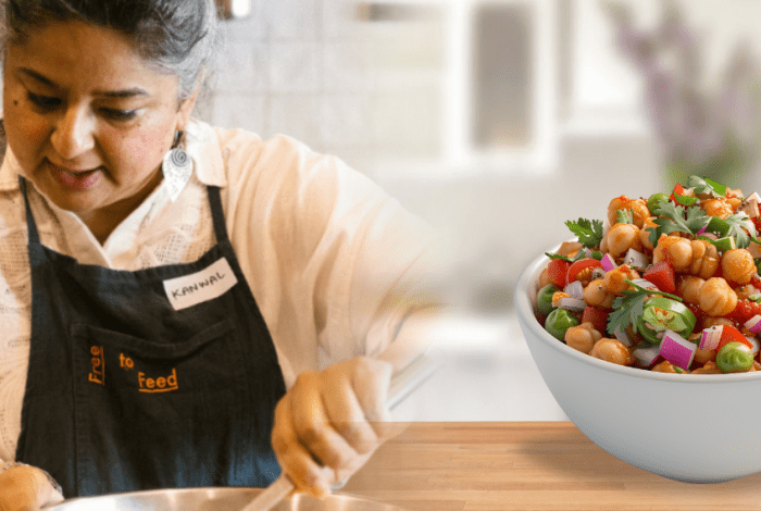 Chef preparing Chana Chaat.