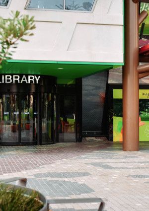 Dandenong Library entrance.